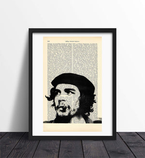Alte Vintage Buchseite mit Che Guevara Kunstvoll Bedruckt | Readable Art